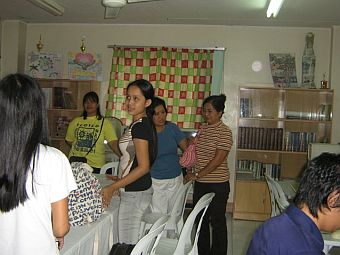 SDEC center in Pasay City provides a library, computer education program, art activities and sports activities for the out-of-school youth and street children in pilot barangays - 191, 193, 194 and 197